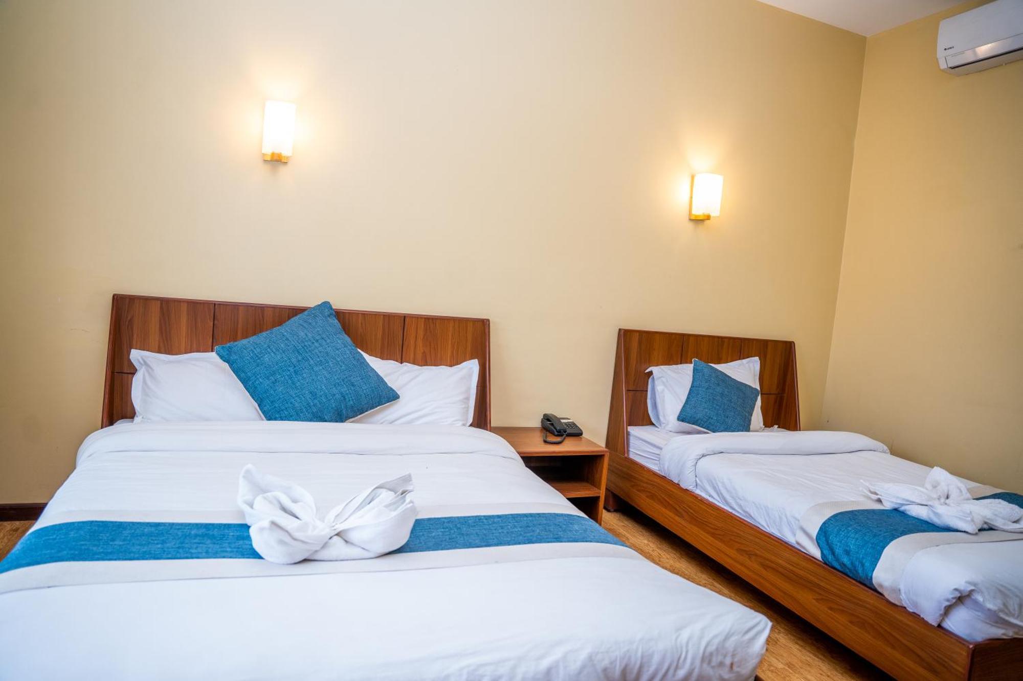 Hotel Glory Garden Pokhara Cameră foto